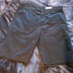 Men’s Volcom Shorts Size 34 Waist Color Black